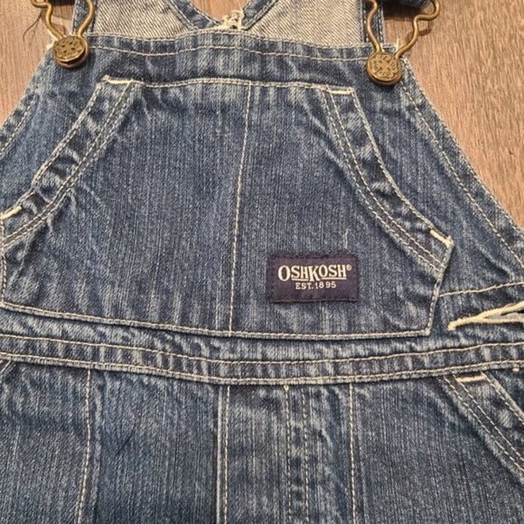 OshKosh Childs overalls with snaps on the legs 18 Months for easy diaper changes - Picture 2 of 7